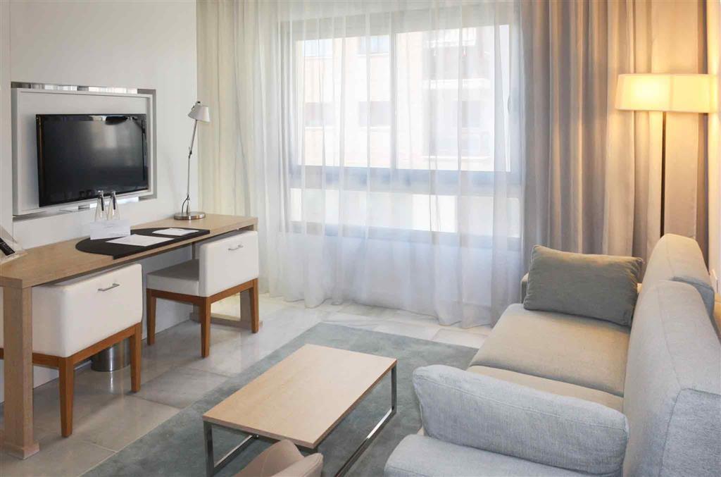 Suittes Hotel